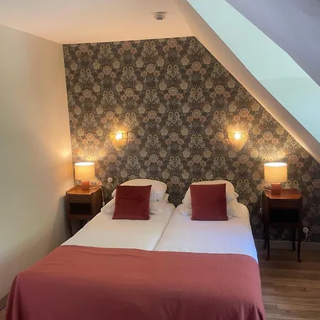 Kastell Dinec'h Hotel 3*